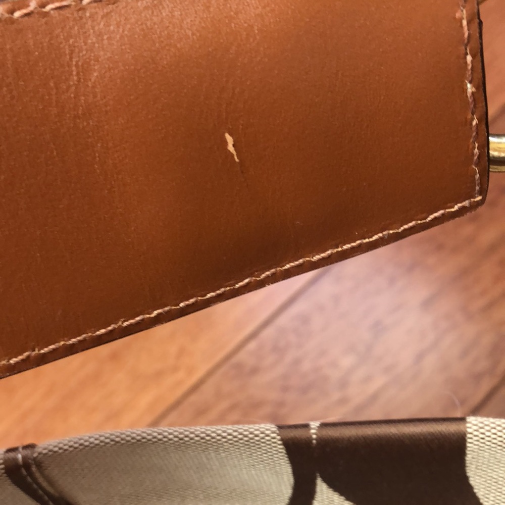 NWT Coach Signature Carly Khaki/Saddle Leather - Picture 7 of 7